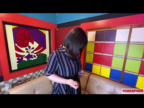 ❤️ Γιαπωνέζα γλύκα με μεγάλα βυζιά αυνανίζεται με σεξουαλικά παιχνίδια και έρχεται σε οργασμό. Μιλάει σε μια συνέντευξη για την εμπειρία της στο γαμήσι. Τεράστια βυζιά και τριχωτό μουνί βογκάει δυνατά. Osakaporn ️❌ Γαμημένο βίντεο ❌️